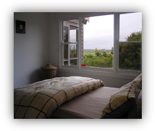 bedroom2-small.jpg